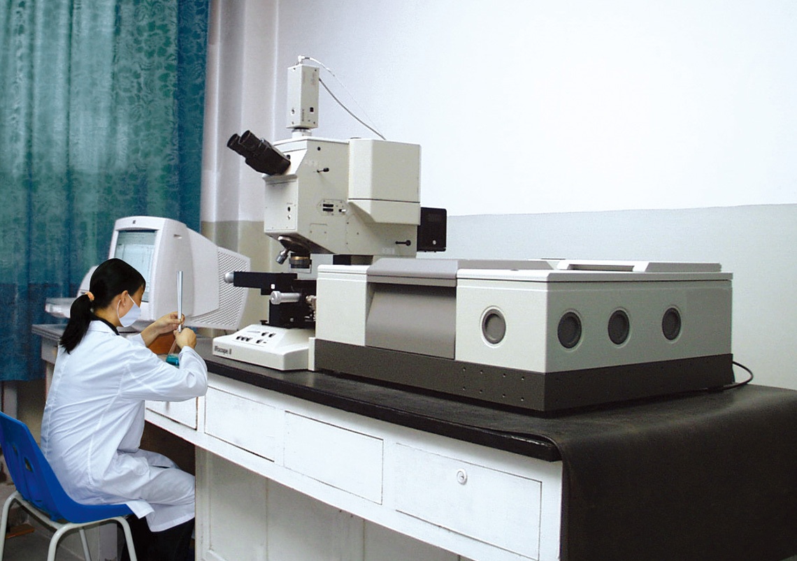 金相分析中金相显微镜的使用技巧